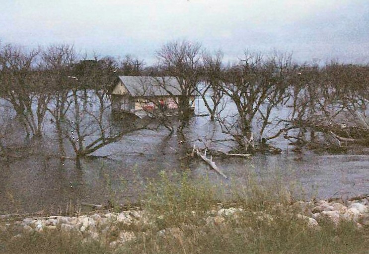 01 Flooded house